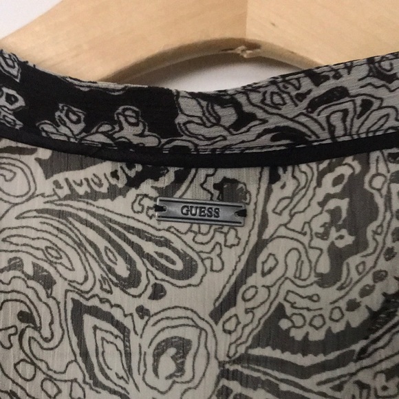 Guess - Picture 8 of 8